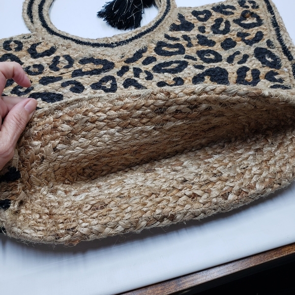 America & Beyond Jute Leopard Print Tote Bag Large Tan Black - Picture 5 of 16